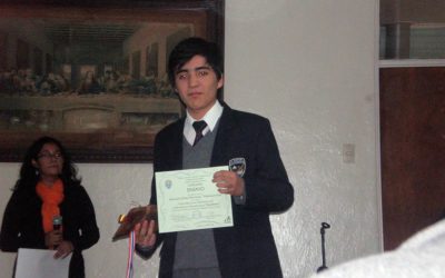 Alumno de 4° Medio, gana concurso Interescolar Categoría Ensayo