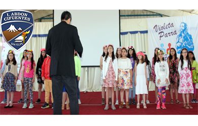 Coro de niña(o)s del IAC, Cantan en el Día del Música – Plaza de San Felipe